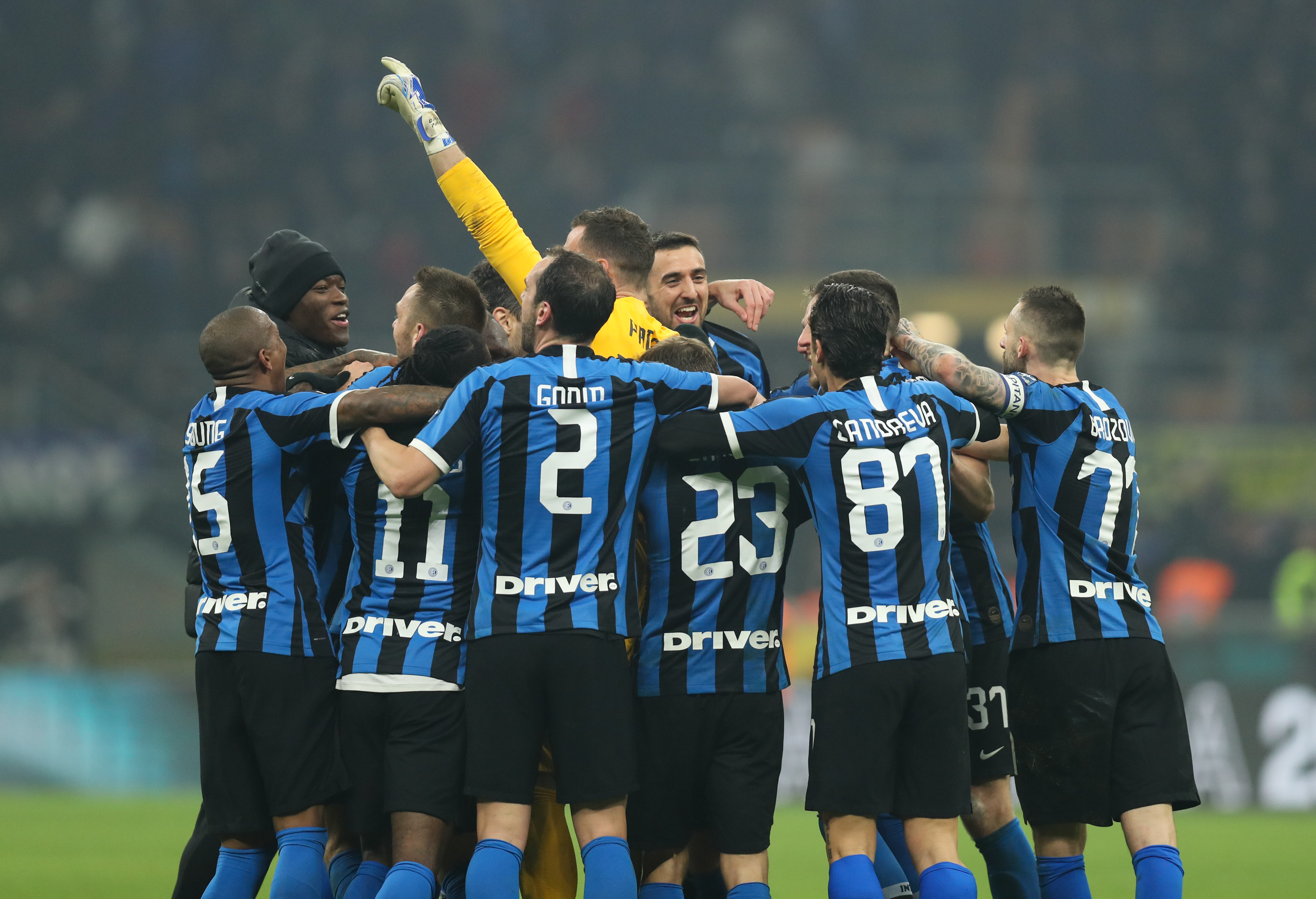 让前后排站 让前后排站